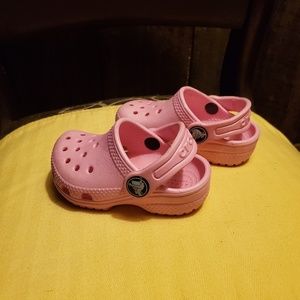 crocs kids size 4
